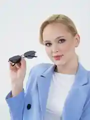 Очки солнцезащитные, имиджевые с чехлом и салфеткой