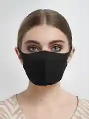 Маска защитная черная, в упаковке