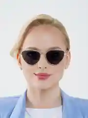 Очки солнцезащитные, имиджевые с чехлом и салфеткой