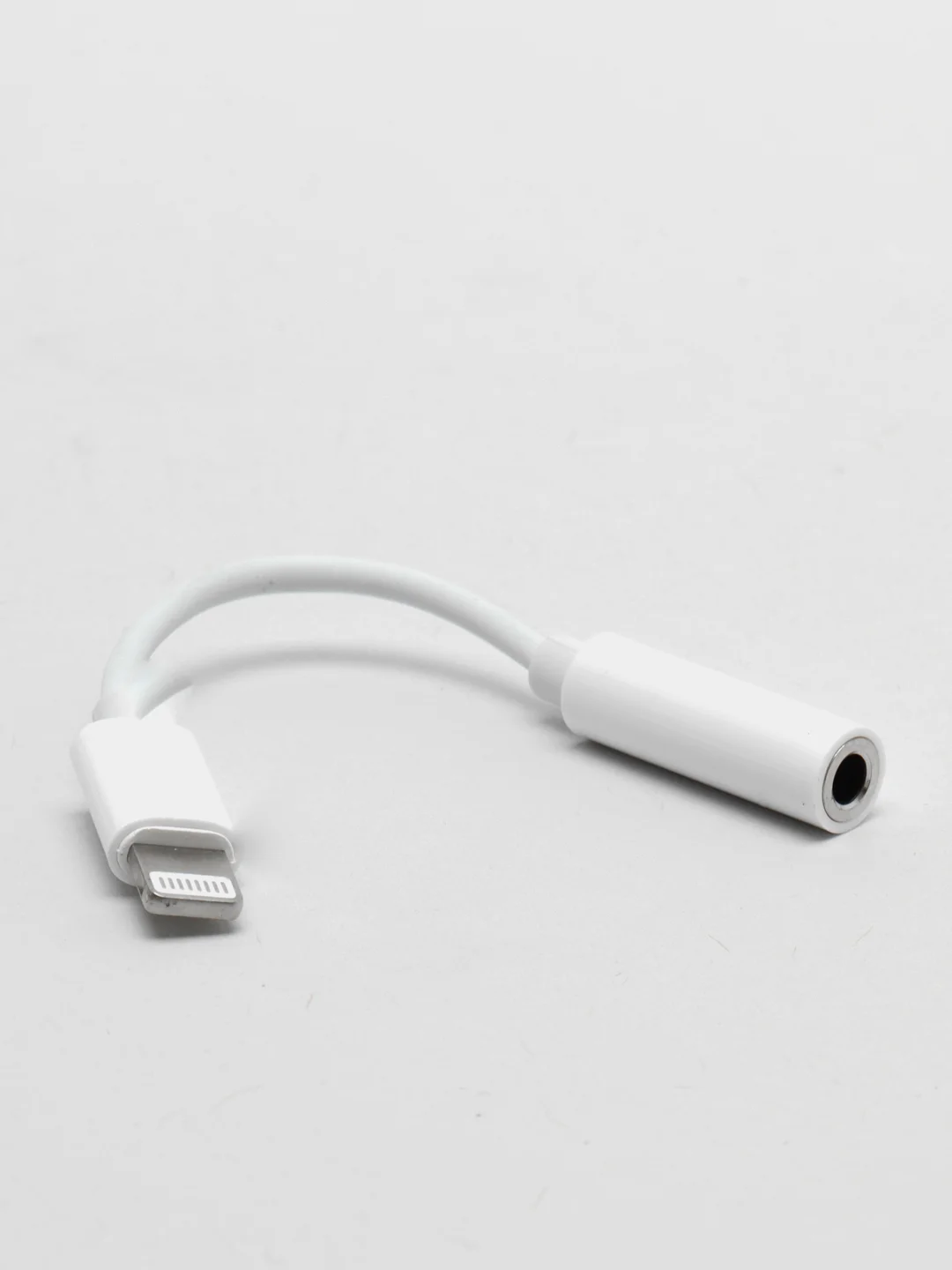 Aux-адаптер Lightning-Jack для iPhone, 3.5 мм