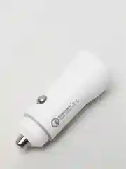 Белый авто адаптер Olaf для быстрого заряда Qualcomm 3.0.с двумя портами USB
