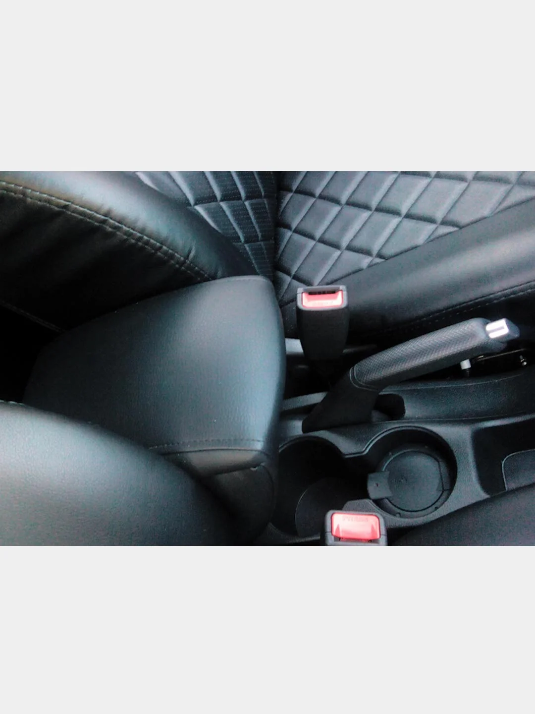 Подлокотник для Хендай Солярис 1 (Hyundai Solaris 1)