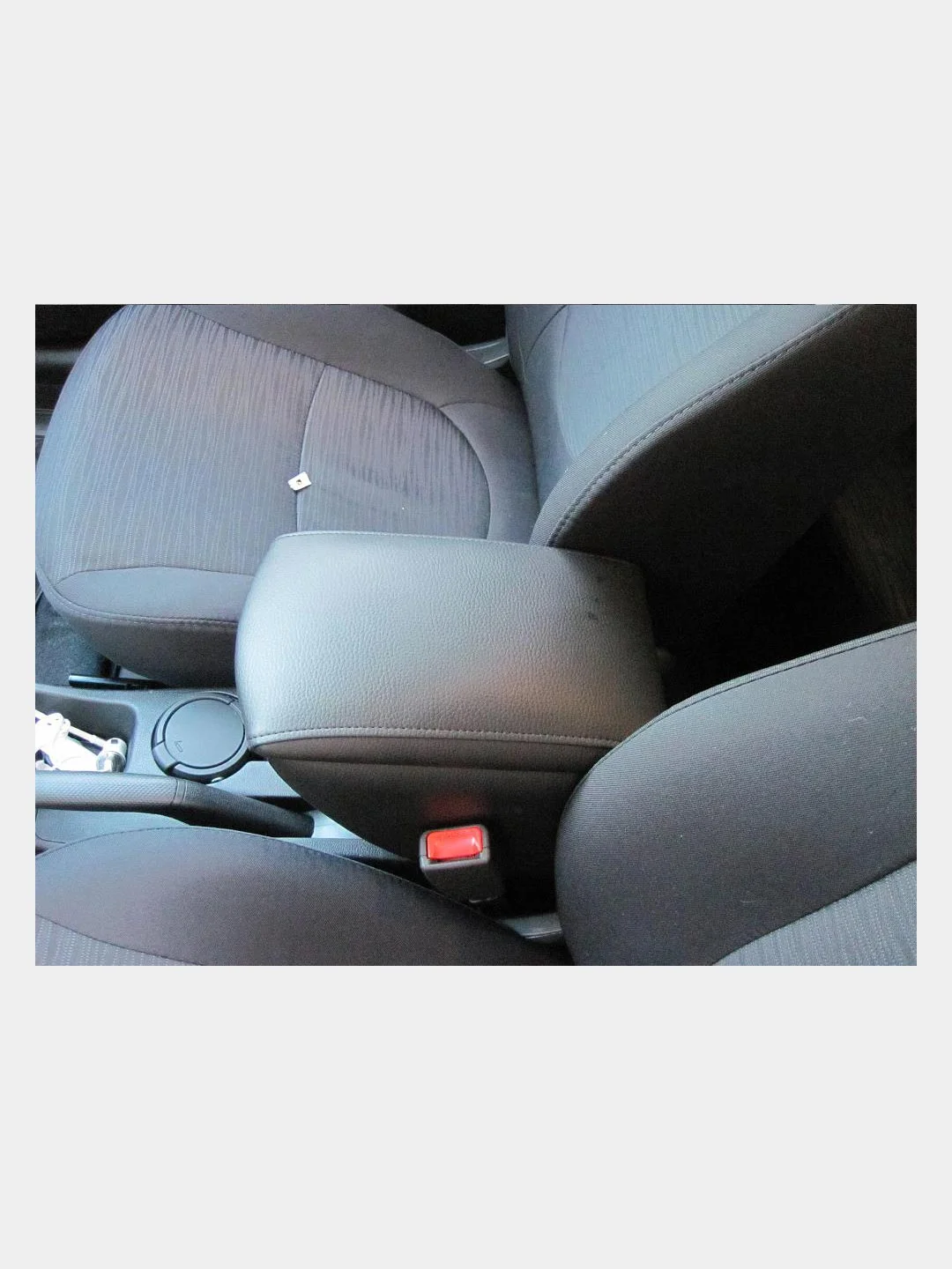 Подлокотник для Хендай Солярис 1 (Hyundai Solaris 1)