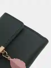 Зеленый кошелек женский