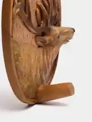 Крючок самоклеющийся ( Олень крапленое - дерево)