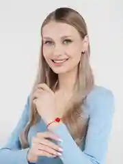 Алый женский браслет