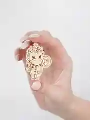 Алый значки "Единорог"