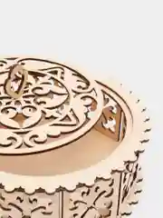 Шкатулка деревянная круглая, резная