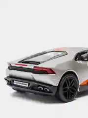 Серебряный lamborghini Huracan LP610-4 Avio KINSMART KT5401D