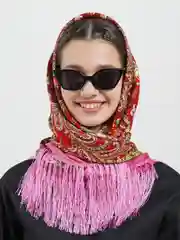 Розовый платок женский, в русском стиле, с бахрамой, с цветами