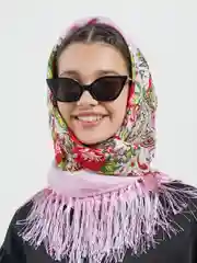 Розовый женский русский платок, с бахромой