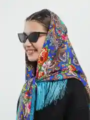 Бирюзовый платок женский, в русском стиле, с бахрамой, с цветами