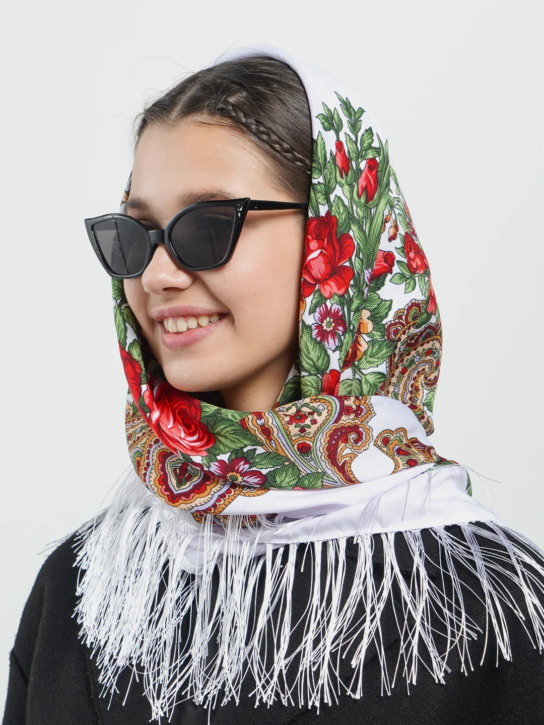 Белый женский русский платок, с бахромой