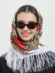 Белый женский русский платок, с бахромой