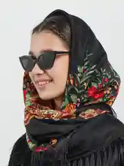 Черный платок женский, в русском стиле, с бахрамой, с цветами