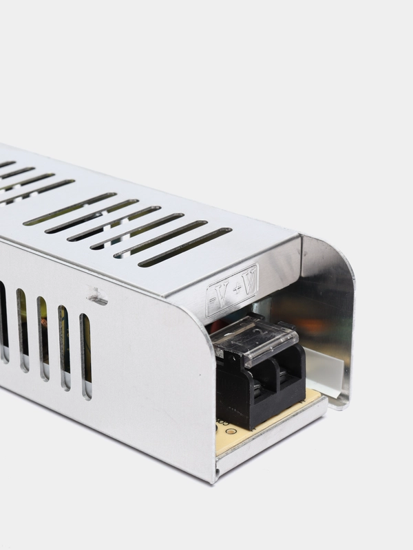 Блок питания для светодиодной ленты и линеек (12V,120W, 10A, IP20)