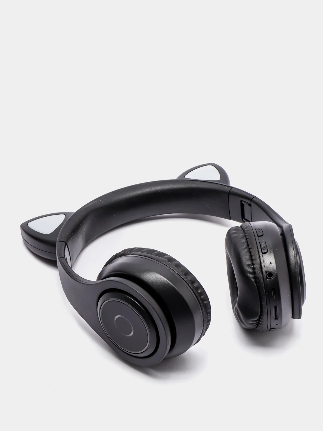 Черный беспроводные bluetooth наушники, со светящимися ушками