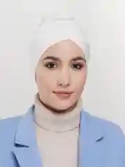 Молочный бони наискосок из ткани калифорния, чепчик, шапочка