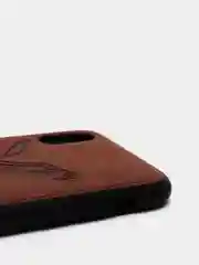 Коричневый дизайнерский чехол на iPhone с орлом
