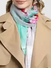 Мятный шарф - платок воздушный