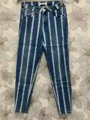 Джинсы женские