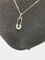 Бежевый цепочка с подвеской, кулон с фианитами