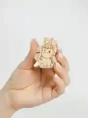 Багровый значки "Единорог"
