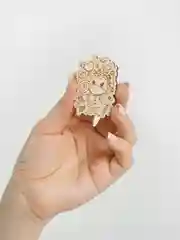 Белый значки "Единорог"