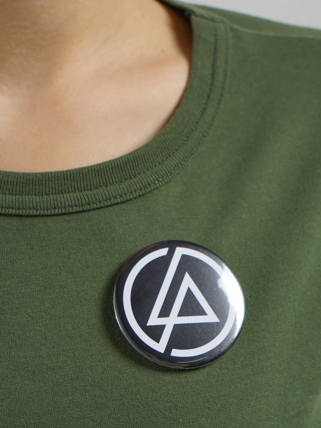 Черный значок "Linkin park" из серии "Рок", 56 мм