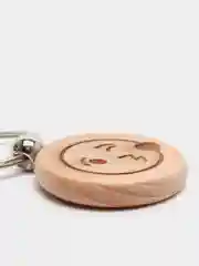 Угольный брелок с гравировкой