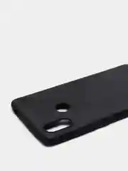Черный чехол Xiaomi MI 8 SE