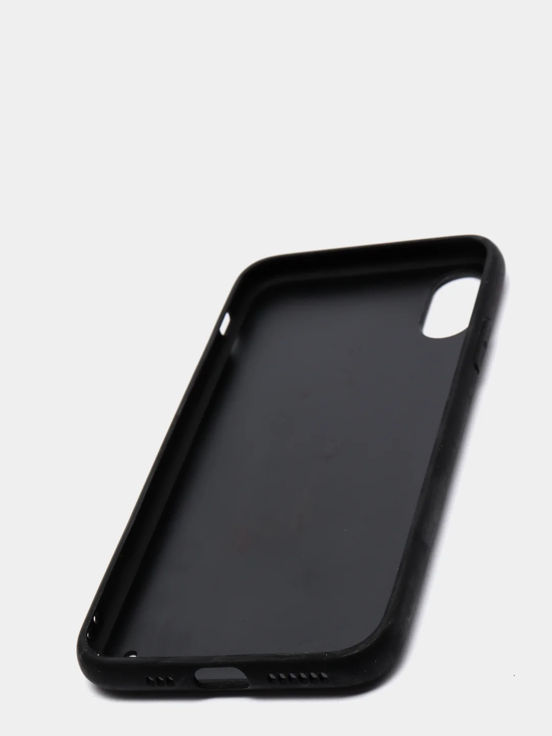 Черный дизайнерский чехол на iPhone с конем
