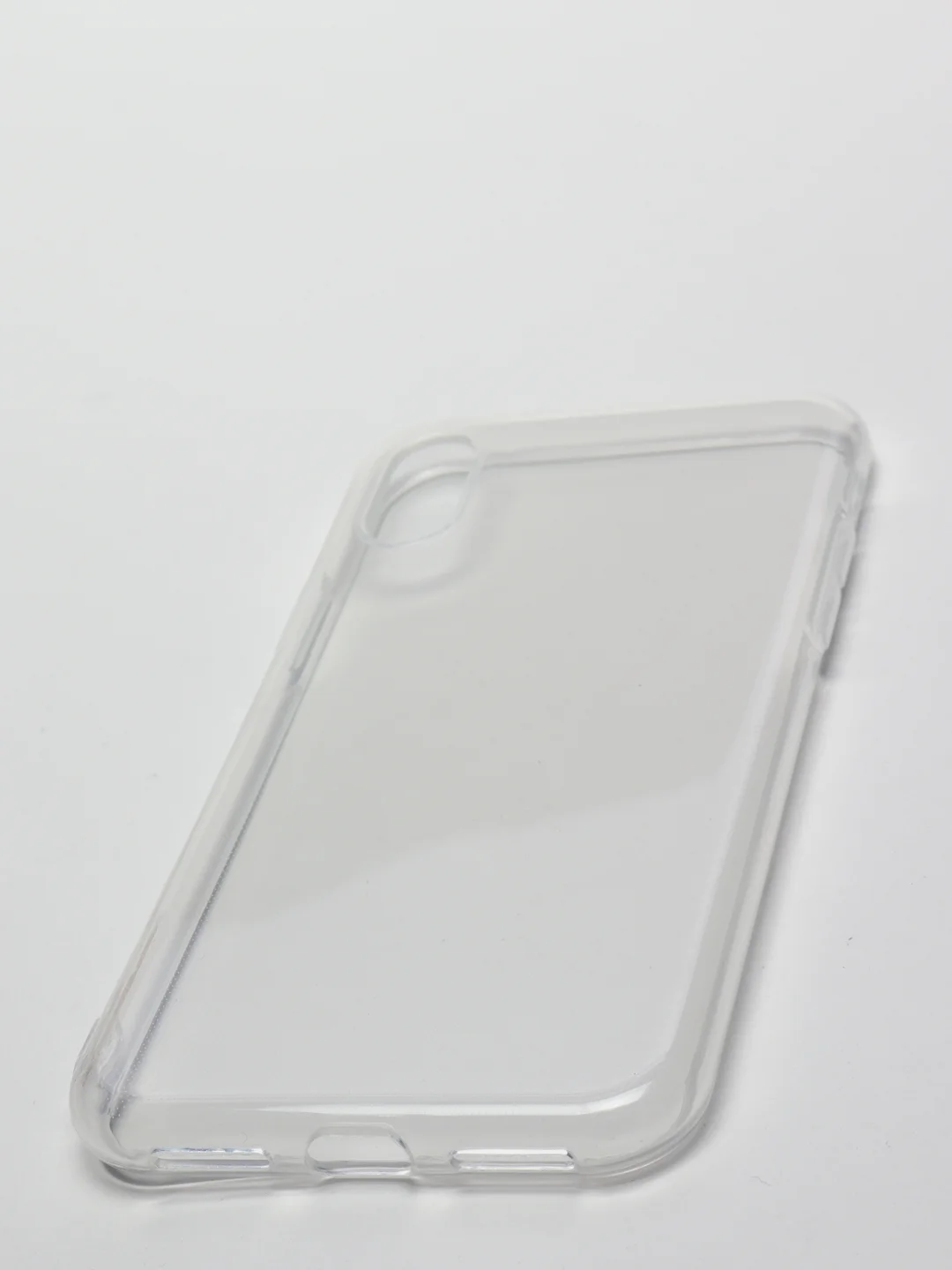 Прозрачный чехлы на iPhone