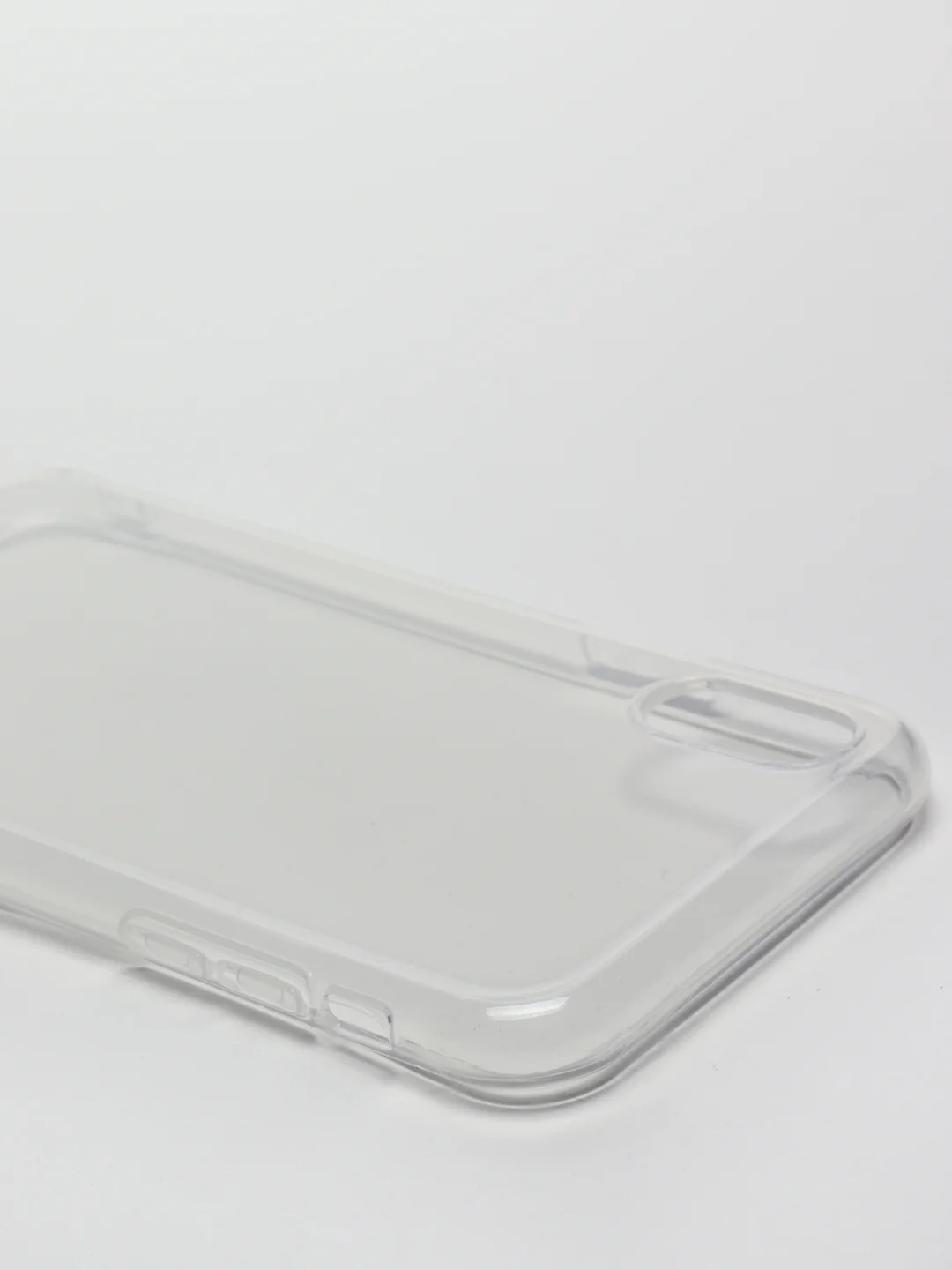 Прозрачный чехлы на iPhone