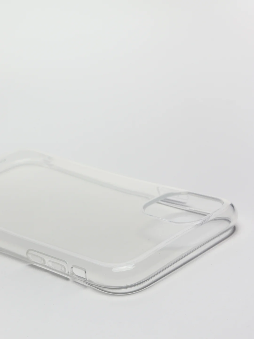 Прозрачный чехлы на iPhone