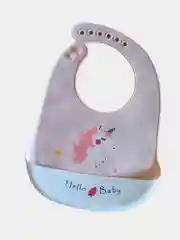 Конфетный нагрудник силиконовый для кормления