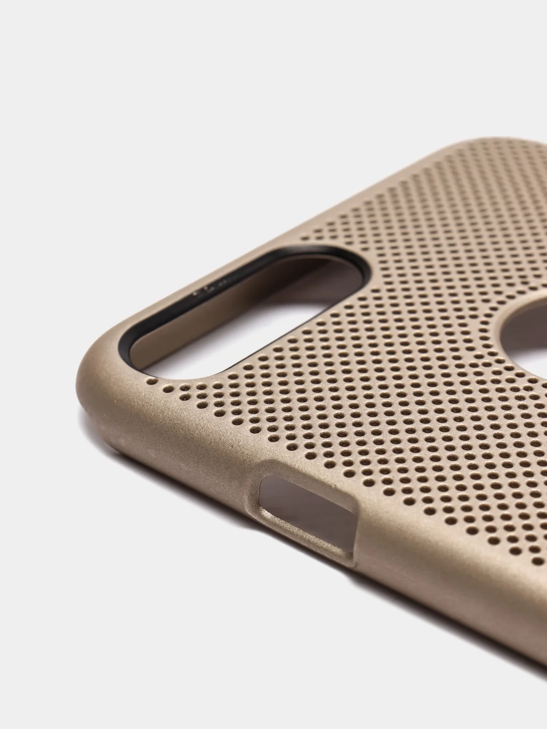 Золотой iphone 7+ / 8 Plus чехол пластиковый с перфорацией