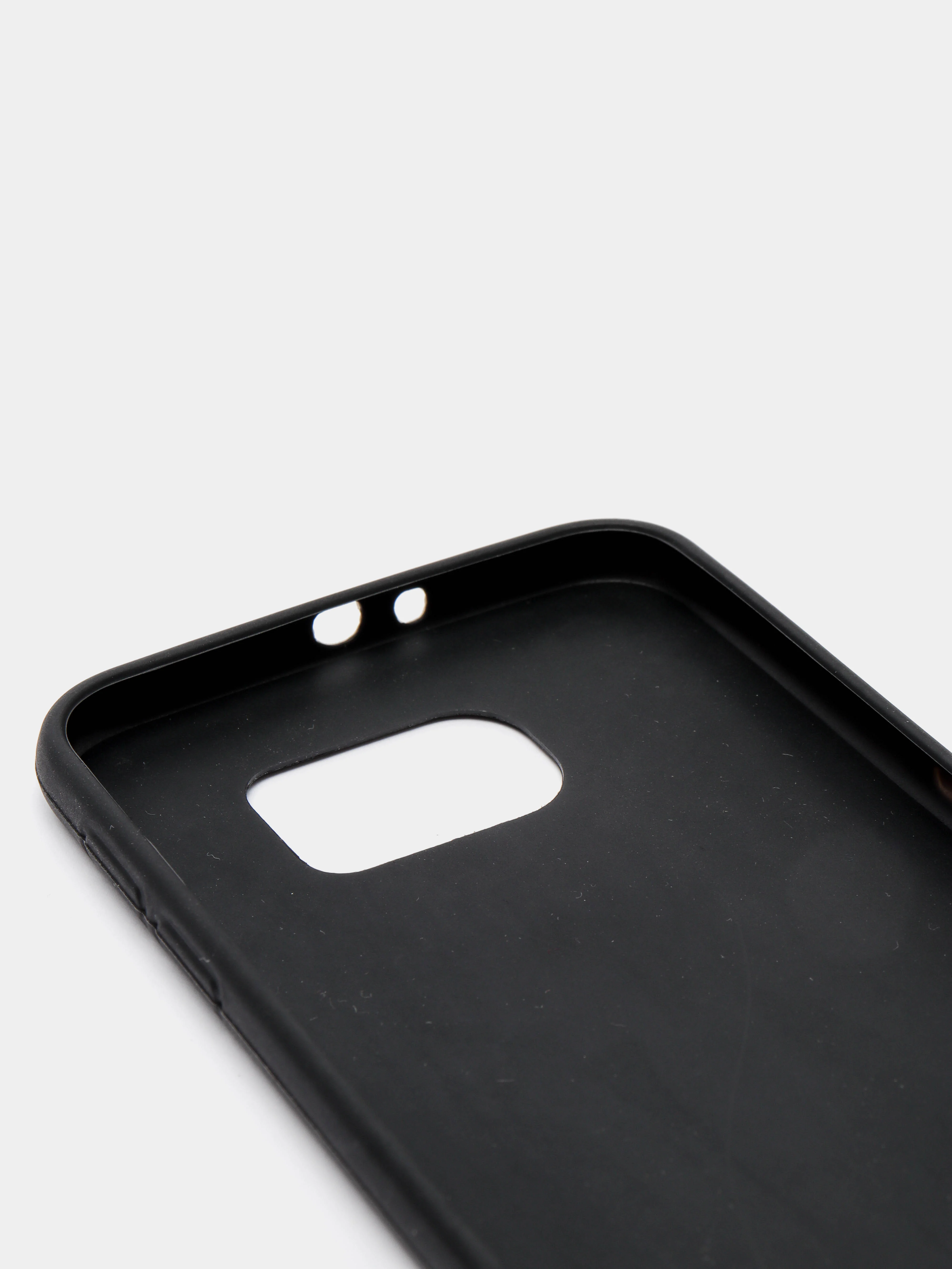 Черный чехол Samsung S6
