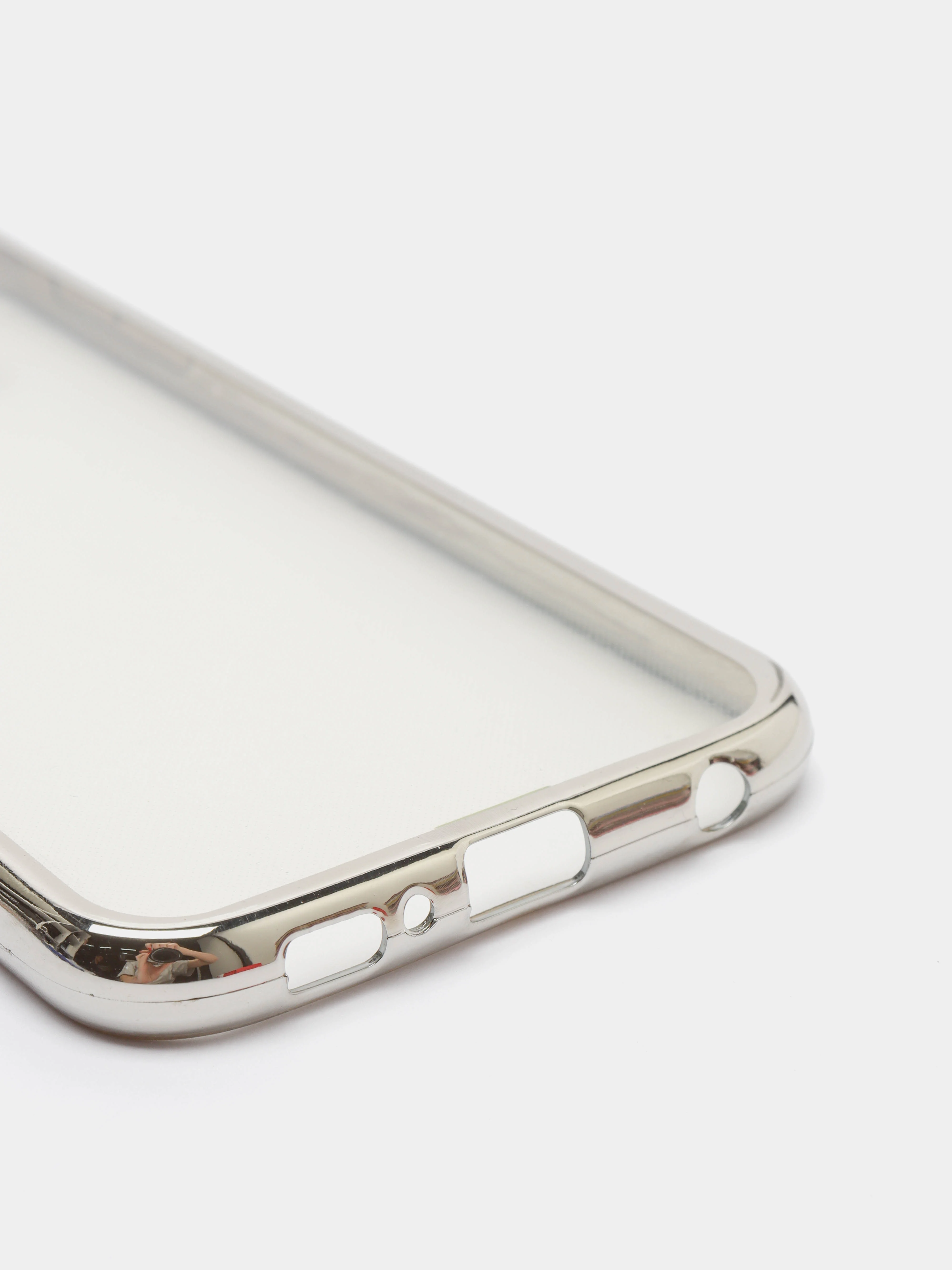 Серебряный чехол Samsung S6