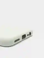 Белый чехол с защитой камеры и бархатом внутри для REALME 8 / REALME 8 Pro