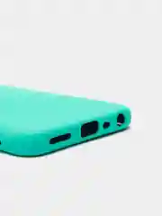 Белый чехол с защитой камеры и бархатом внутри Realme 8i