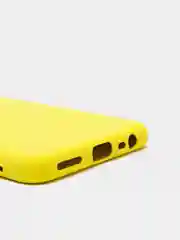 Желтый чехол с защитой камеры и бархатом внутри для REALME 8 / REALME 8 Pro
