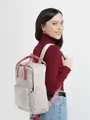 Розовый рюкзак женский спортивный