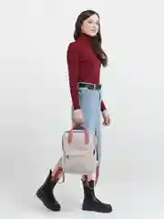 Розовый рюкзак женский спортивный