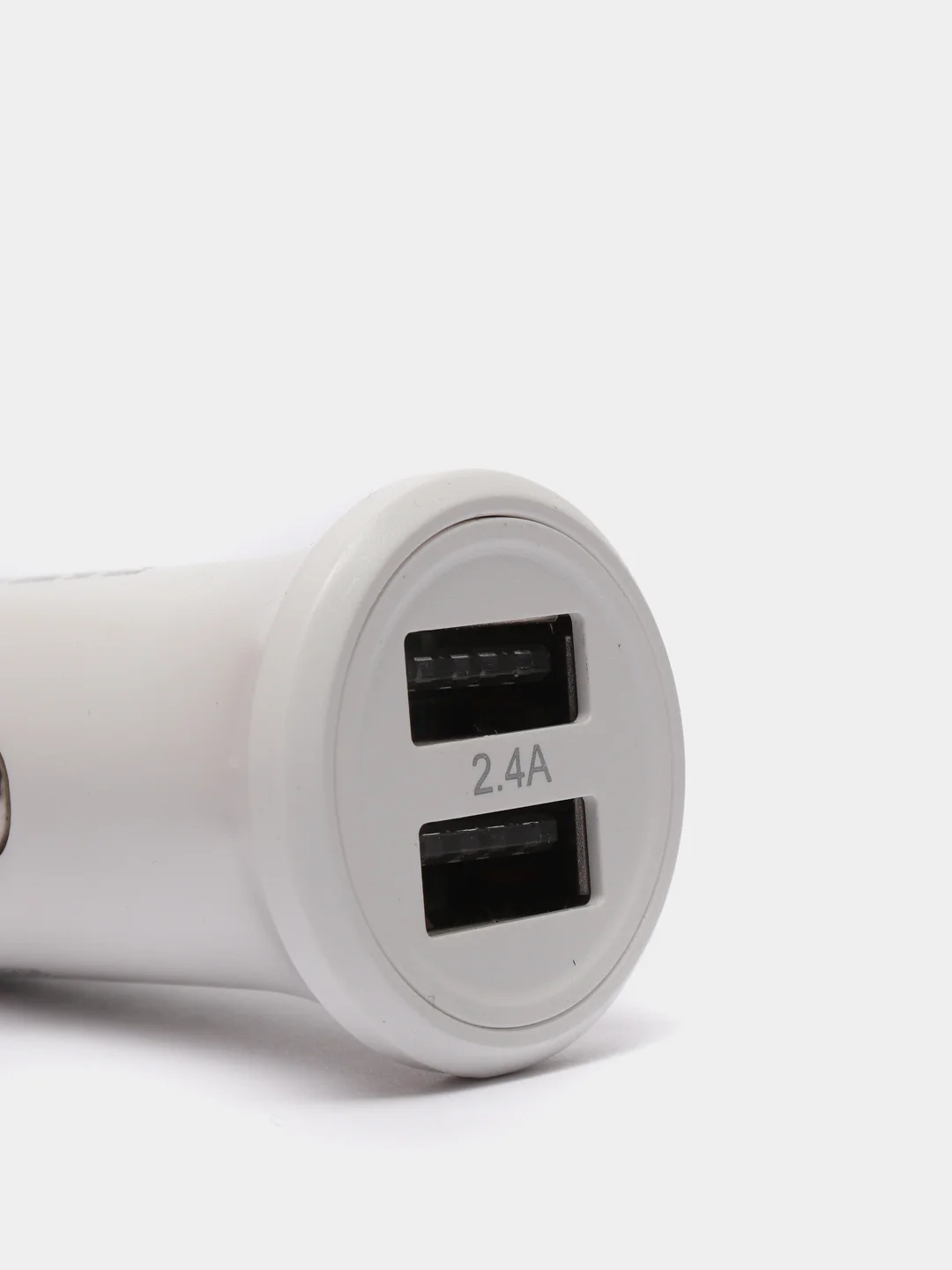 Белый автомобильное зарядное устройство SZX, 2 USB выхода, 2.4А, 2 цвета