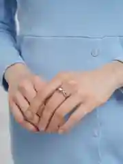 Серебряный женское кольцо с фианитом