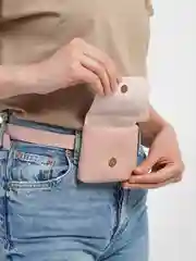 Розовый сумка женская поясная