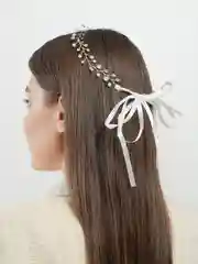 Веточка в прическу с кристаллами и бусинками Rommantic Wedding
