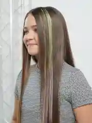 Салатовый пряди цветные на заколке