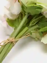 Светло-жёлтый искусственные цветы пионы с гортензией, букет